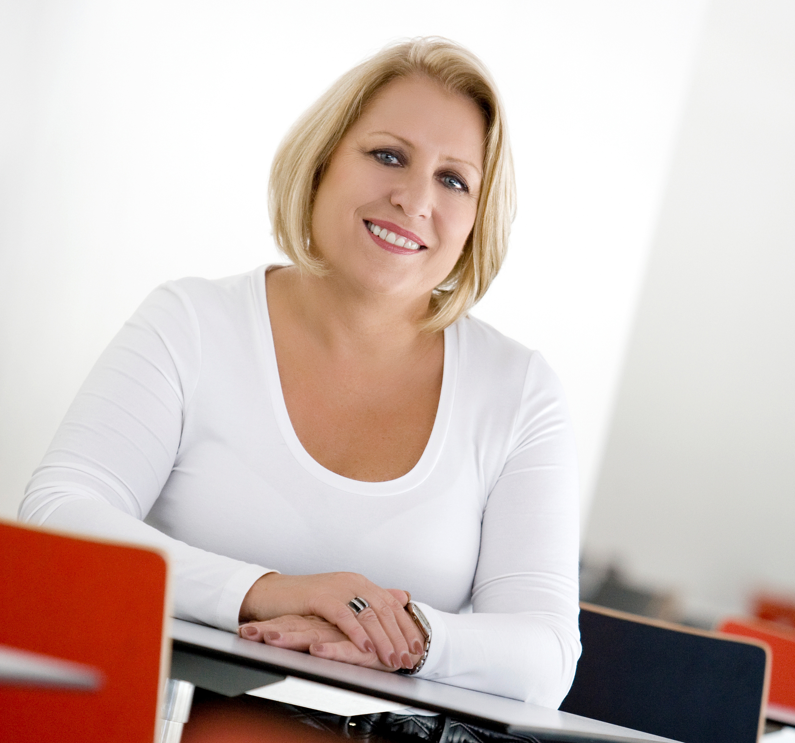 Adrienne Readings head shot Gold Coast